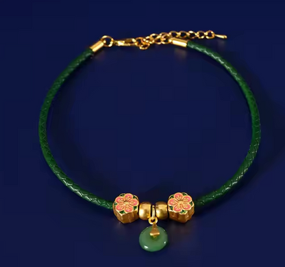 Collar with Pendant