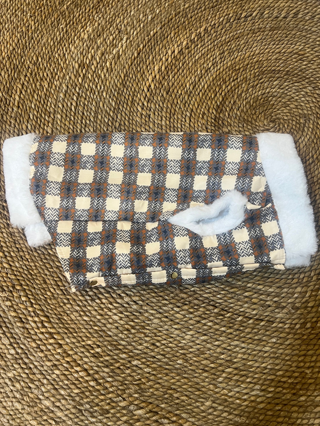 Plaid Dog Coat with White Plush Trim – Size 2XL